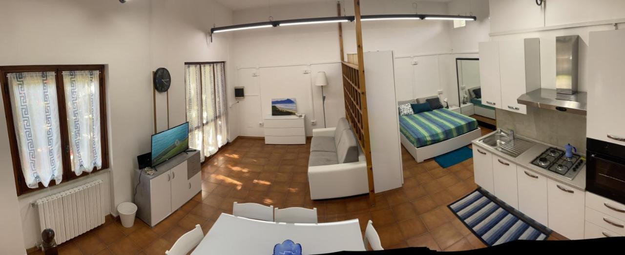 Appartamento In Villa Con Giardino Vicino Al Mare Bella Farnia Exterior foto